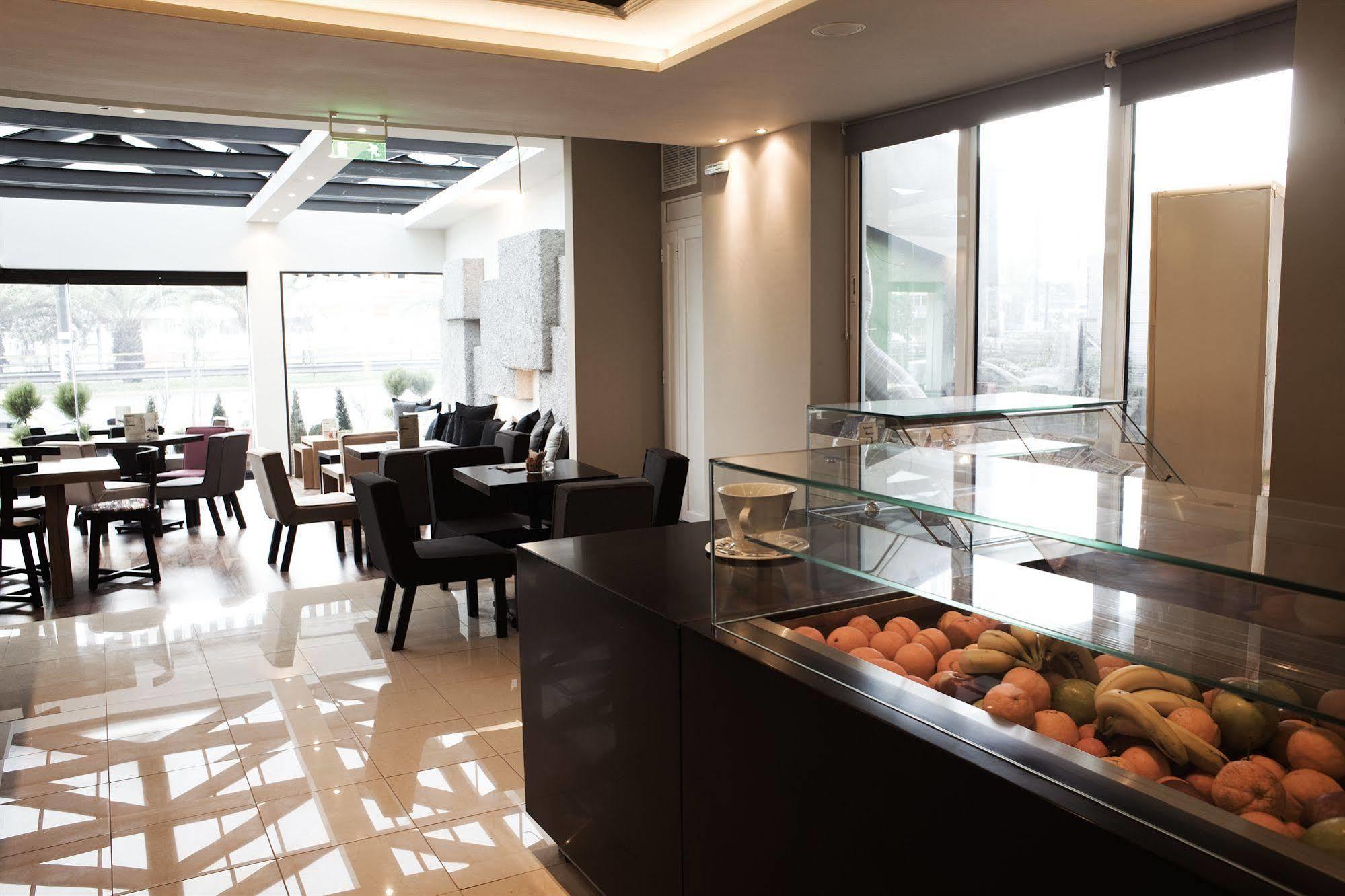 Hellinis Hotel Атина Екстериор снимка